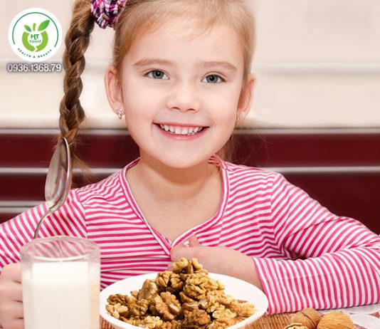 Quả óc chó có tốt cho trẻ em không? Quả óc chó tốt cho trẻ nhỏ